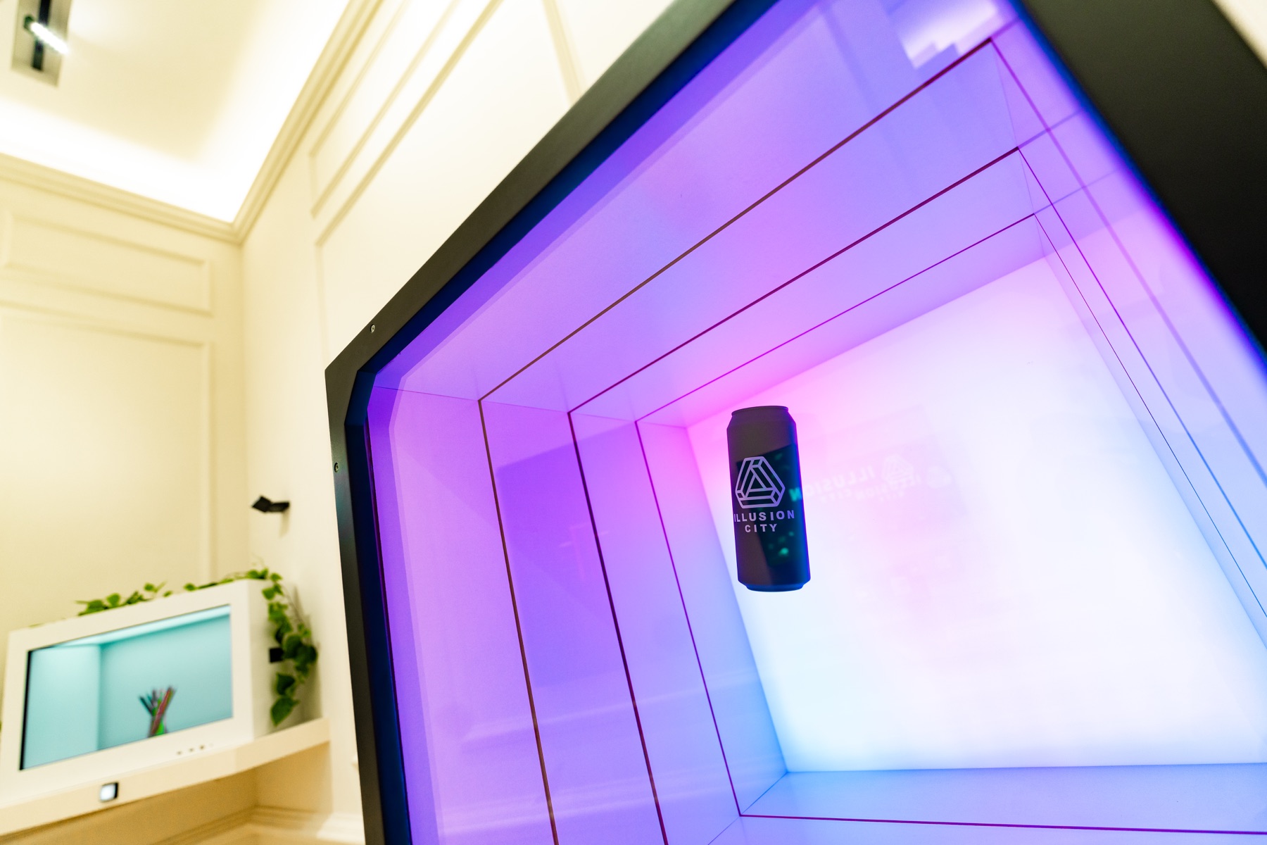 Exposition de miracles technologiques à illusion Nice